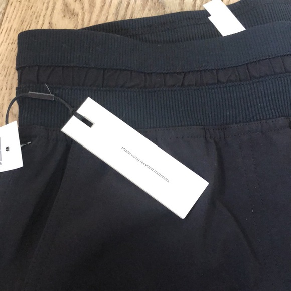 Babaton Black Capri pants!🌸 - Picture 5 of 7